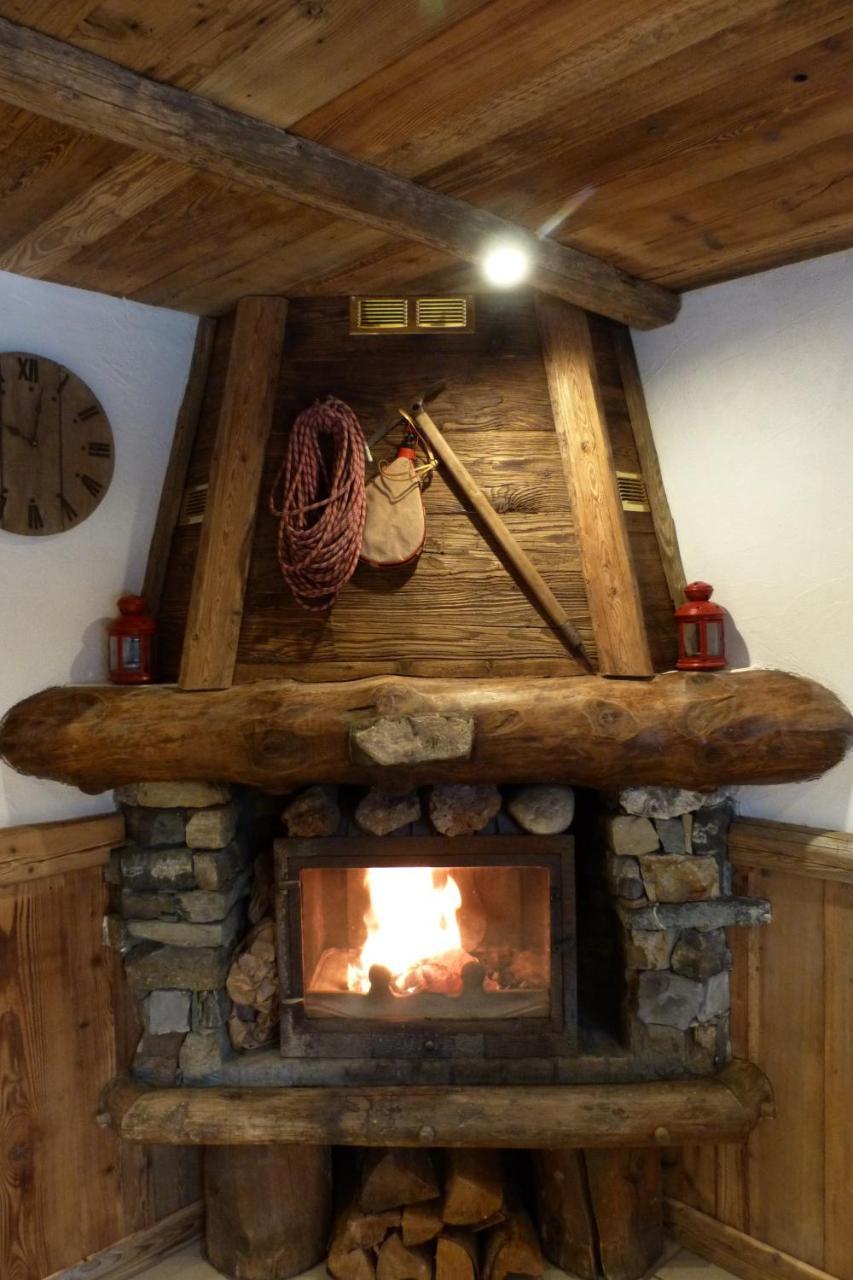 Le Refuge Du Lachat Crest-Voland Bagian luar foto