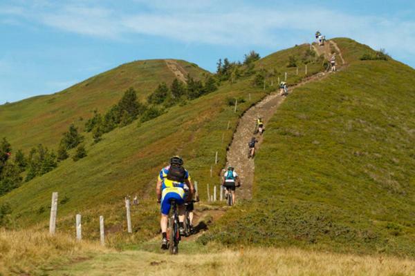 Le Refuge Du Lachat Crest-Voland Bagian luar foto